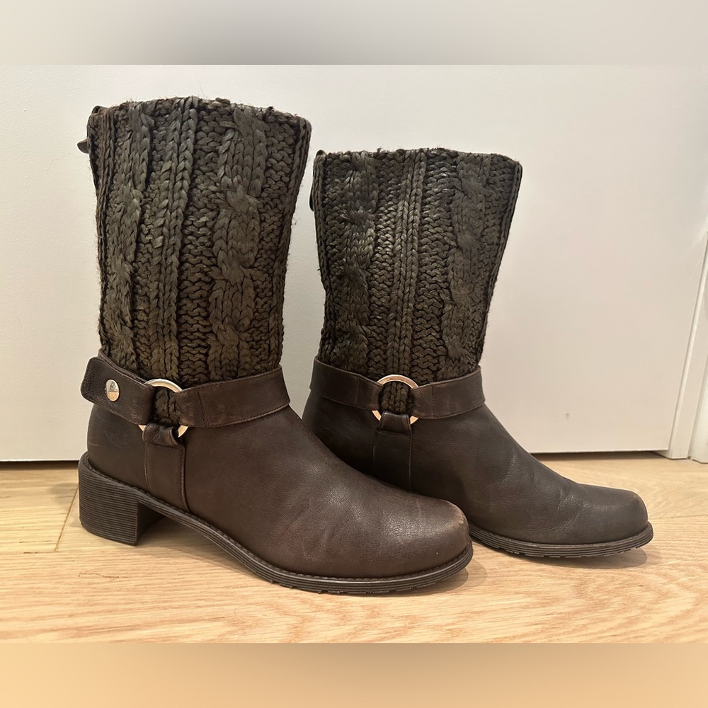 Stuart Weitzman brown heeled boots